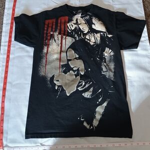 Marilyn Manson 2000s Giant Brand Black Graphic T-Shirt with Red and White Design